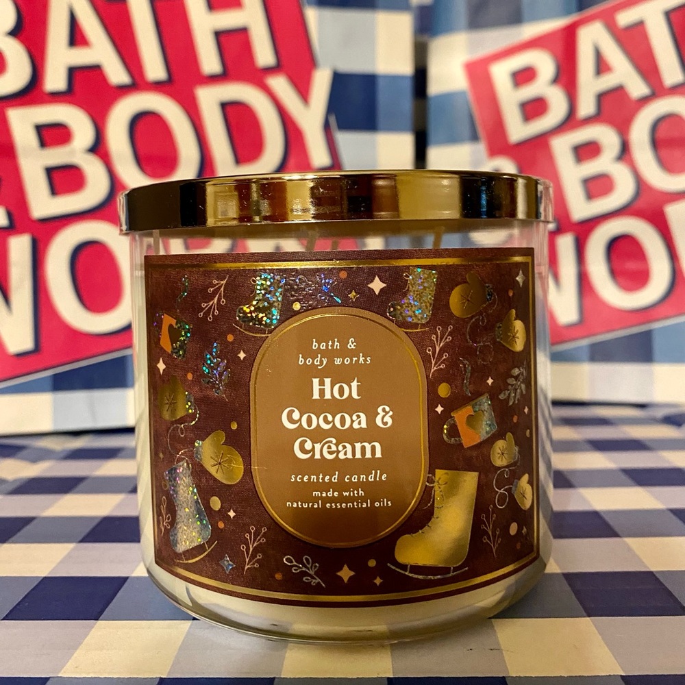 Hot Cocoa and Cream Bath & Body Works NEW IN BOX 3 WICK 14.5 OZ CANDLE holiday